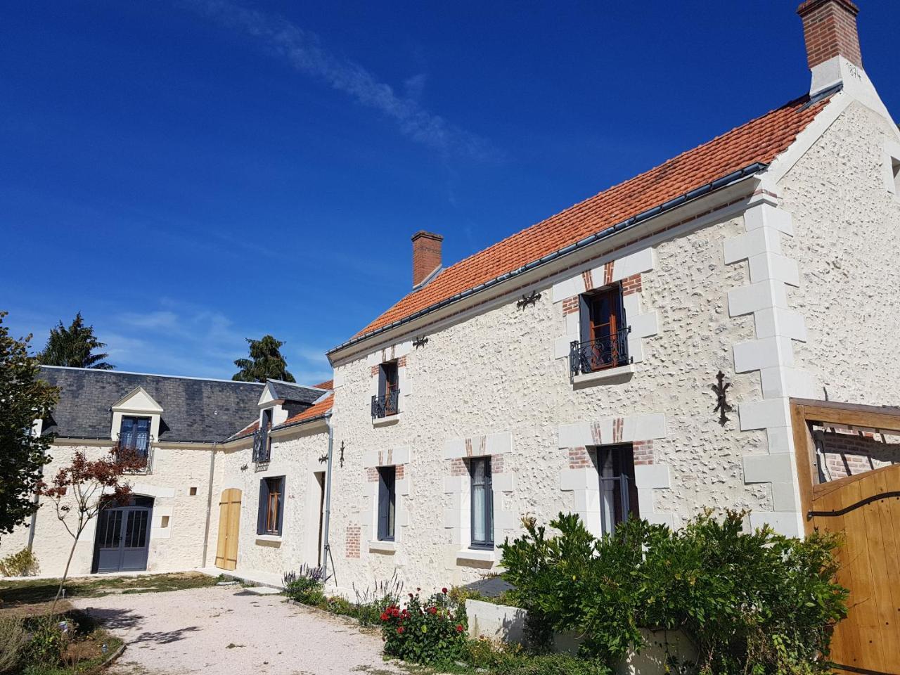 Le Clos De La Briollerie Hotel Tauxigny Buitenkant foto