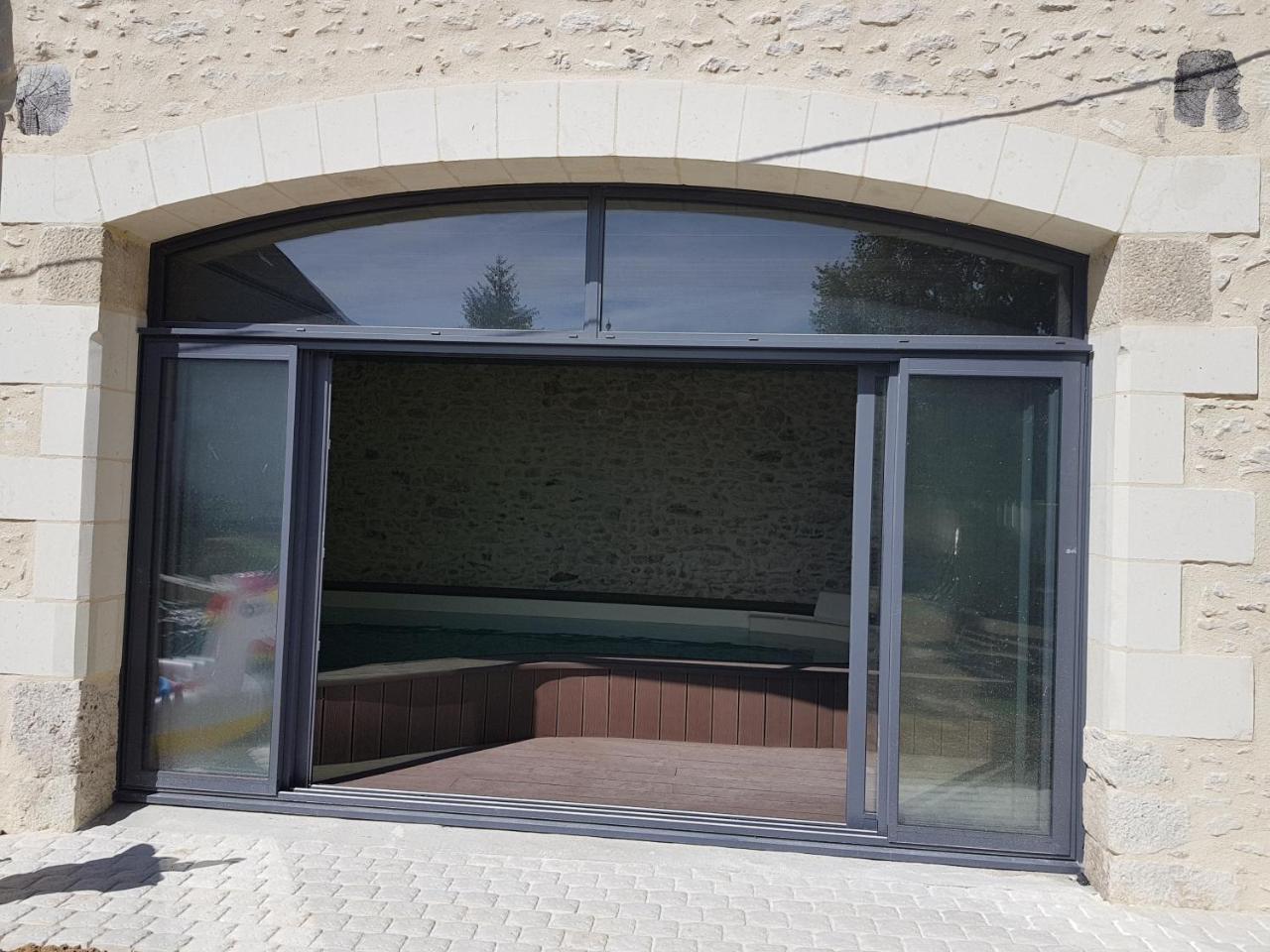Le Clos De La Briollerie Hotel Tauxigny Buitenkant foto